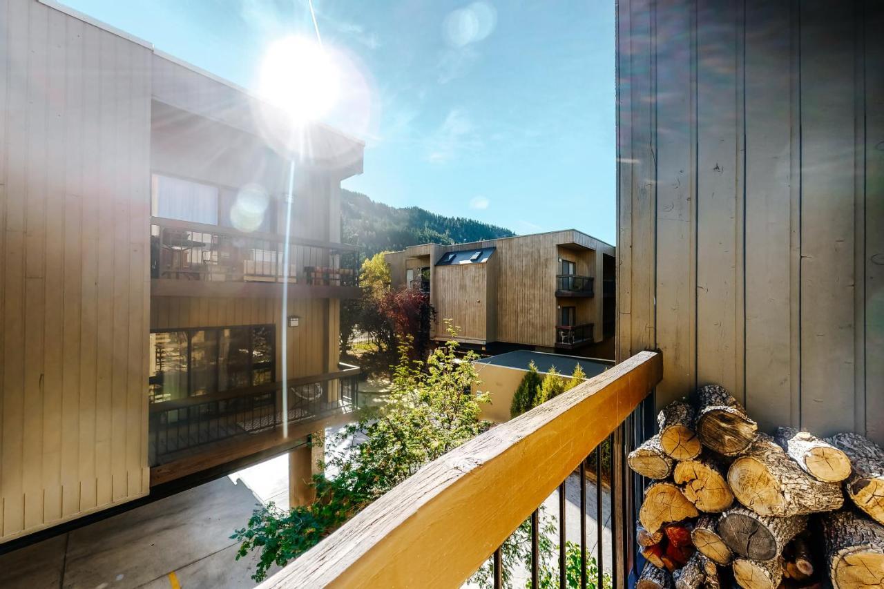 Sunriver Mountain Getaway Эйвон Экстерьер фото